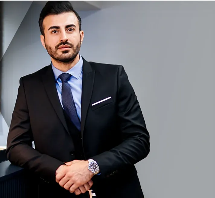Dr. Sahand Taheri — Smile Studio, Etiler
